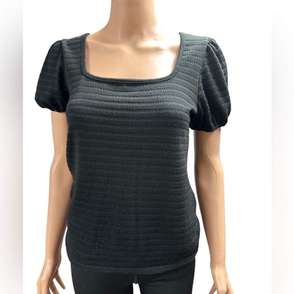 Beacon Apparel - NWOT - Ribbed Puff Sleeve